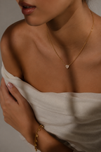 amore neckchain