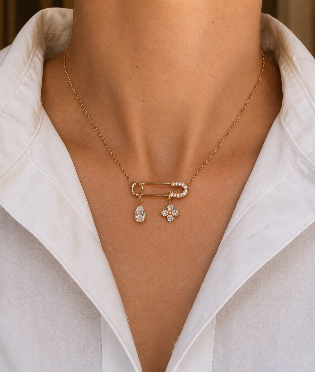 lara neck chain